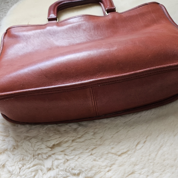 Vintage 1970s Coach Bonnie Cashin Watermelon Leather Tote - Picture 6 of 8